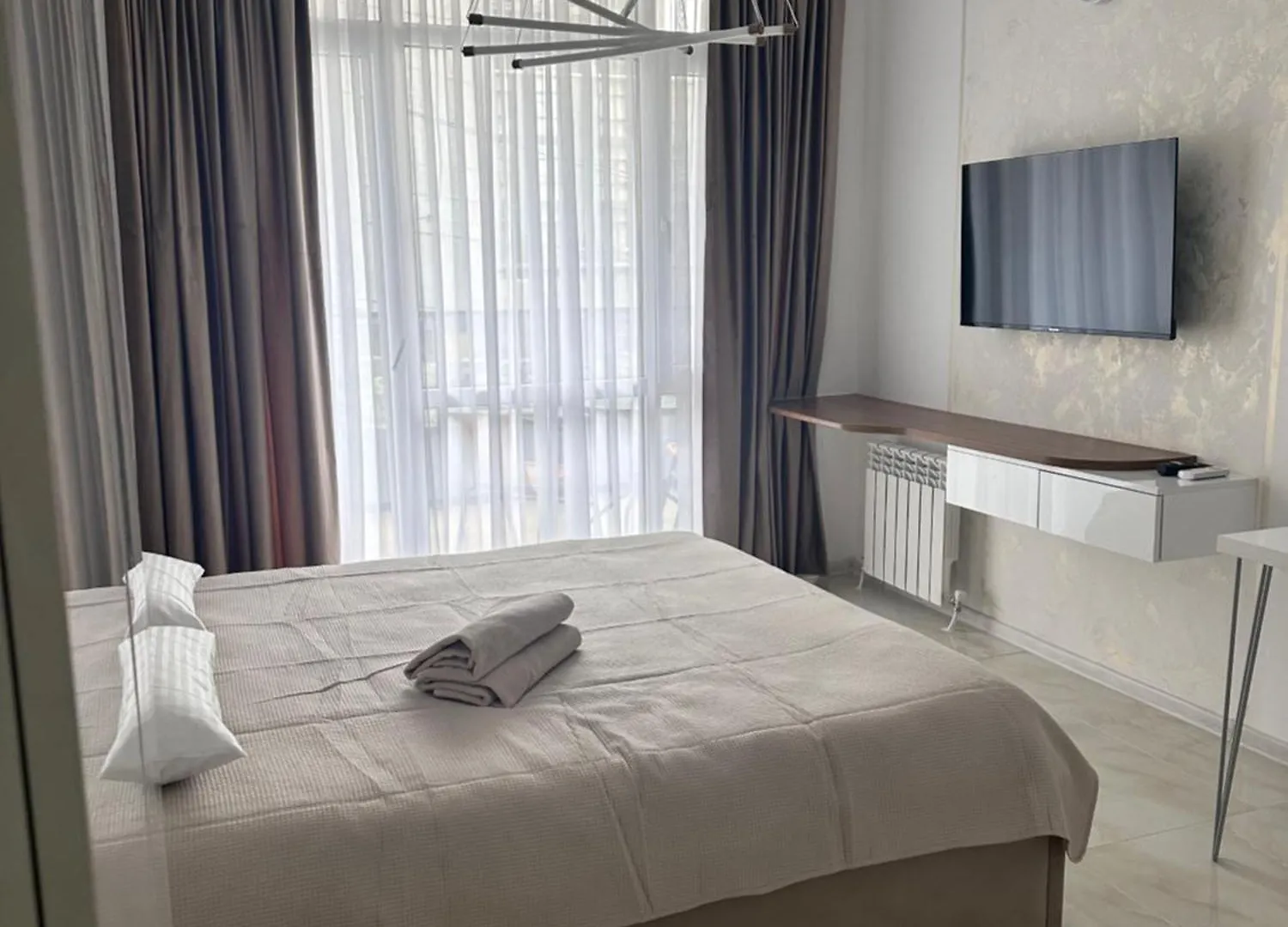Elen'S Bi Residence Batumi Apartment